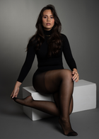 Collant Light 30 Denari Nero Curvy per Taglie Forti outfit | Leela Lab