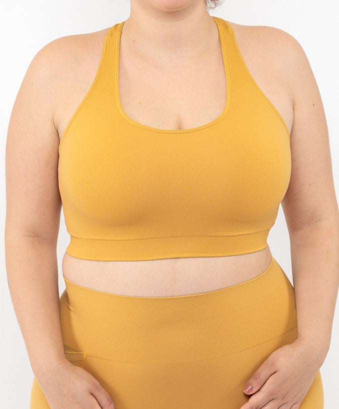 Sport Bralette Ocra Seamless Curvy - Vista frontale Taglie forti | Leela Lab